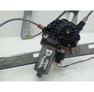 ELEVALUNAS DELANTERO... 2