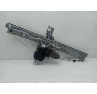 ELEVALUNAS DELANTERO...