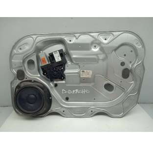 ELEVALUNAS DELANTERO...