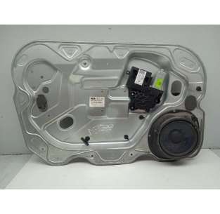 ELEVALUNAS DELANTERO...