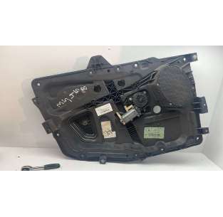 ELEVALUNAS DELANTERO...