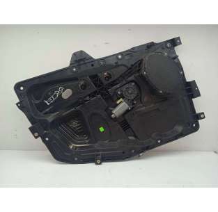 ELEVALUNAS DELANTERO...