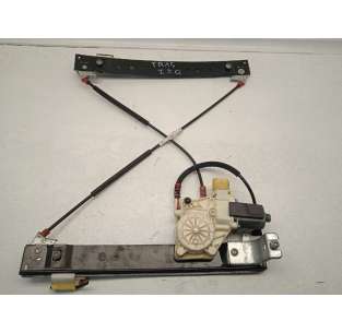 ELEVALUNAS TRASERO...