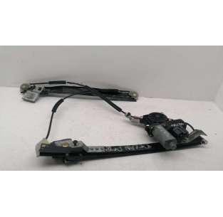 ELEVALUNAS DELANTERO...