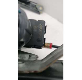 ELEVALUNAS DELANTERO... 2