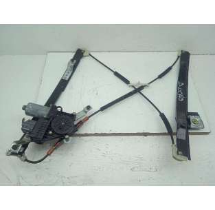 ELEVALUNAS DELANTERO...