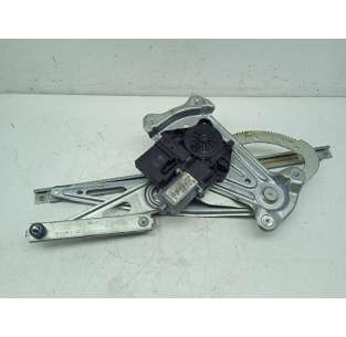 ELEVALUNAS DELANTERO...