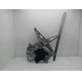 ELEVALUNAS DELANTERO...