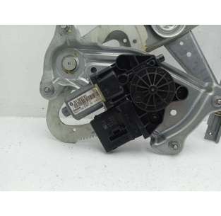 ELEVALUNAS DELANTERO... 2