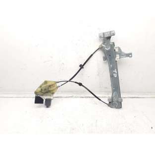 ELEVALUNAS TRASERO DERECHO...