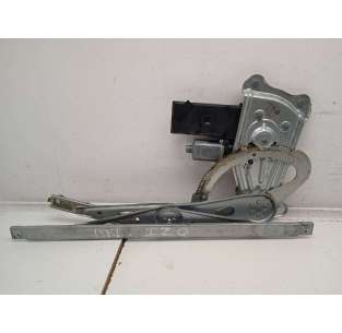 ELEVALUNAS DELANTERO...