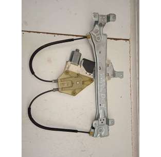 ELEVALUNAS TRASERO DERECHO...