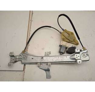 ELEVALUNAS TRASERO...