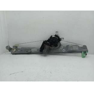 ELEVALUNAS DELANTERO...