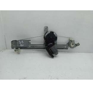 ELEVALUNAS TRASERO...