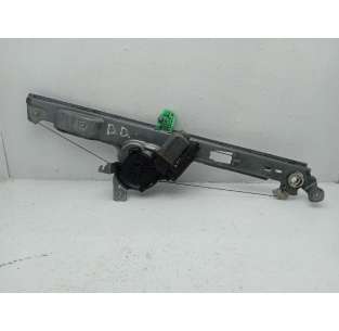 ELEVALUNAS DELANTERO...