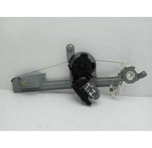 ELEVALUNAS TRASERO...