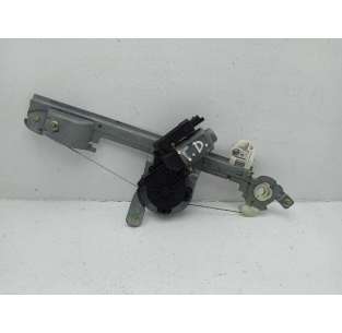 ELEVALUNAS TRASERO DERECHO...