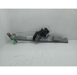 ELEVALUNAS DELANTERO...