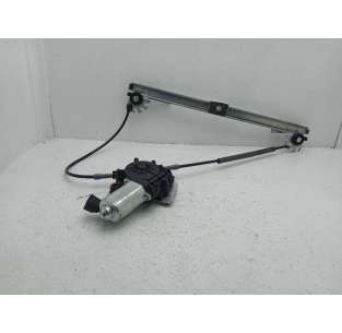 ELEVALUNAS DELANTERO...