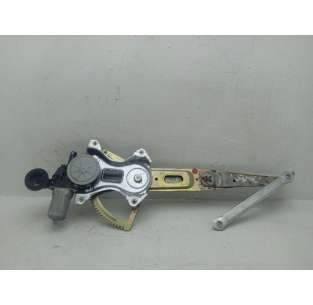 ELEVALUNAS TRASERO...