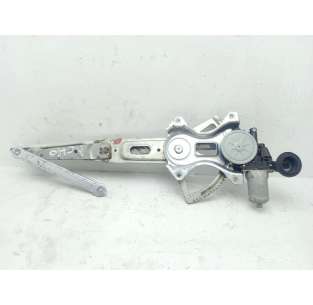 ELEVALUNAS TRASERO DERECHO...