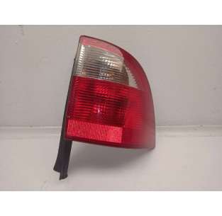 PILOTO TRASERO DERECHO SAAB...