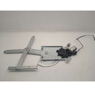 ELEVALUNAS DELANTERO...