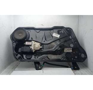 ELEVALUNAS DELANTERO...