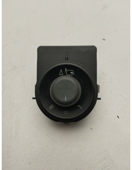 Recambio de mando retrovisor para opel insignia sports tourer cosmo referencia OEM IAM 13271833  