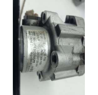 BOMBA DIRECCION SAAB 9-5... 2