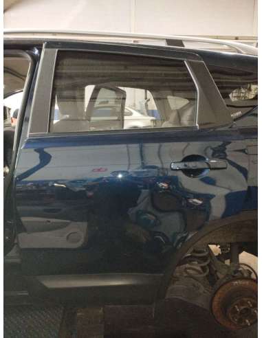 PUERTA TRASERA IZQUIERDA NISSAN...