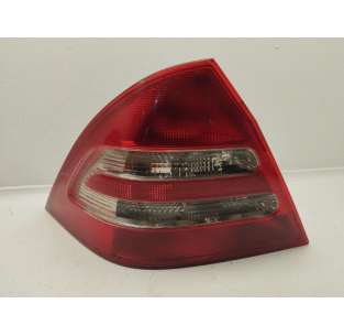 PILOTO TRASERO IZQUIERDO...