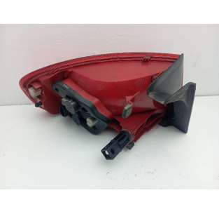 PILOTO TRASERO DERECHO AUDI... 2