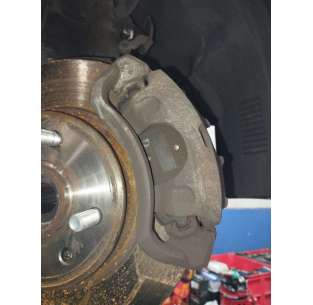 PINZA DE FRENO DELANTERA...