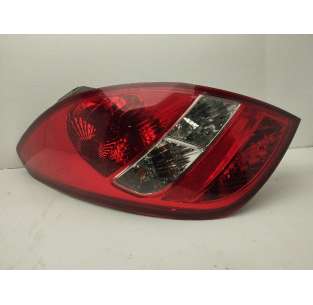 PILOTO TRASERO IZQUIERDO...