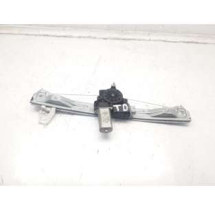 ELEVALUNAS TRASERO DERECHO...