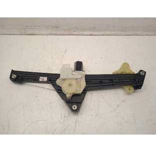 ELEVALUNAS DELANTERO...