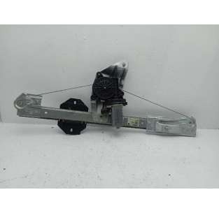 ELEVALUNAS DELANTERO...