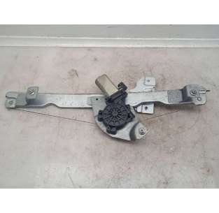 ELEVALUNAS DELANTERO...