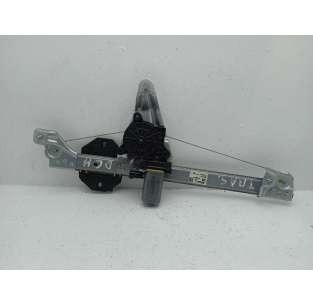 ELEVALUNAS TRASERO DERECHO...