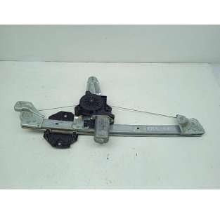 ELEVALUNAS TRASERO DERECHO...