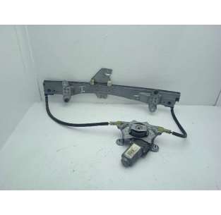 ELEVALUNAS DELANTERO...