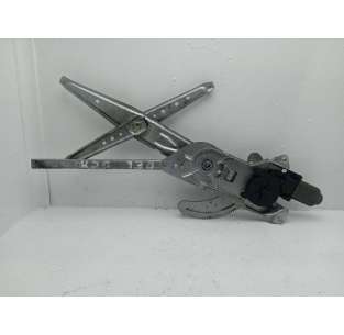 ELEVALUNAS DELANTERO...