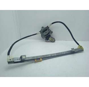 ELEVALUNAS DELANTERO...