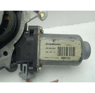 ELEVALUNAS DELANTERO... 2