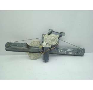 ELEVALUNAS TRASERO DERECHO...