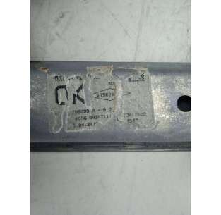 ELEVALUNAS DELANTERO...