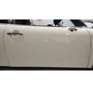 PUERTA DELANTERA DERECHA...