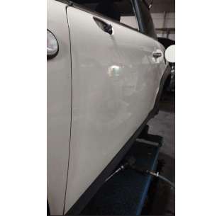 PUERTA DELANTERA IZQUIERDA... 2